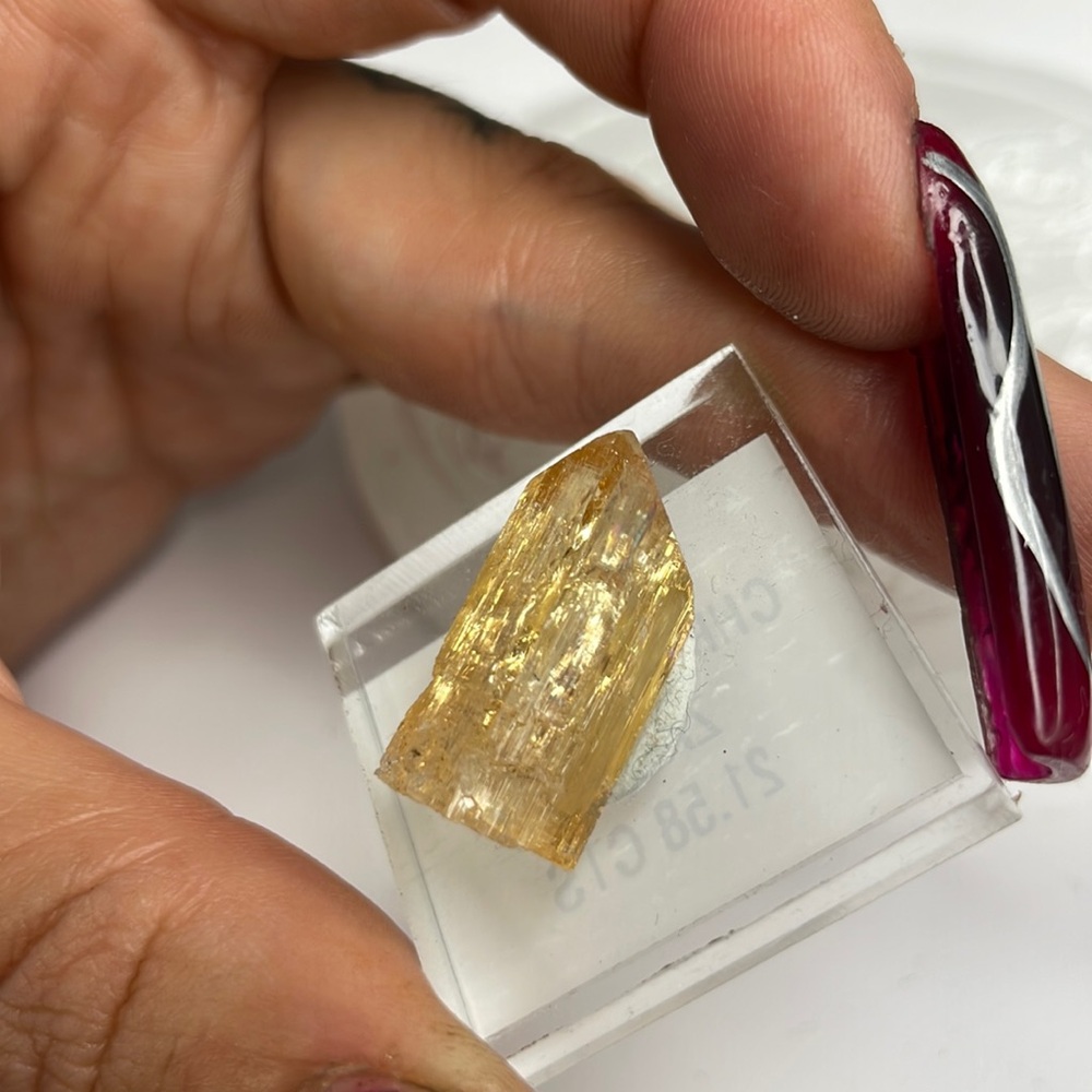 Imperial Topaz - IT01 - Picture 3 of 5